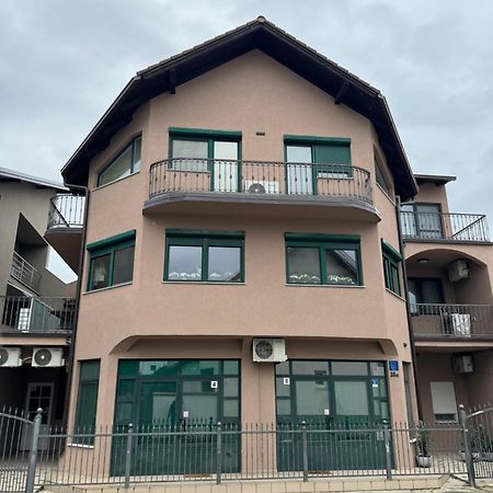 Rooms Fitea Osijek Exterior photo