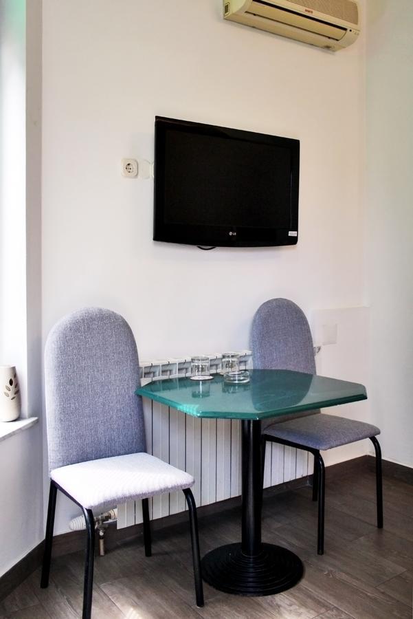 Rooms Fitea Osijek Exterior photo